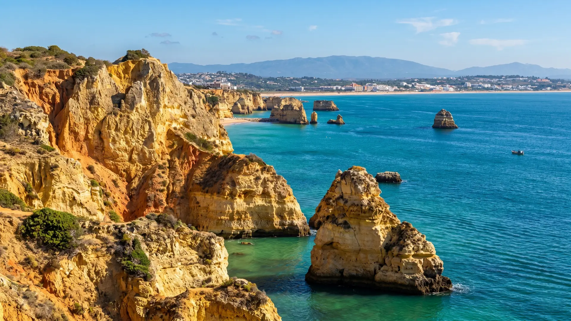 The Algarve’s stunning coastline The Algarve’s stunning coastline